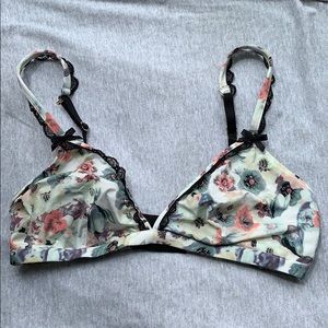 EUC - Floral bralette